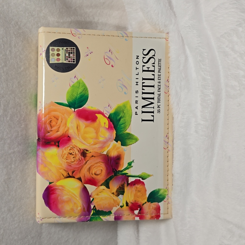 Paris Hilton Limitless 35 Piece Total Face and Eye Palette NWT